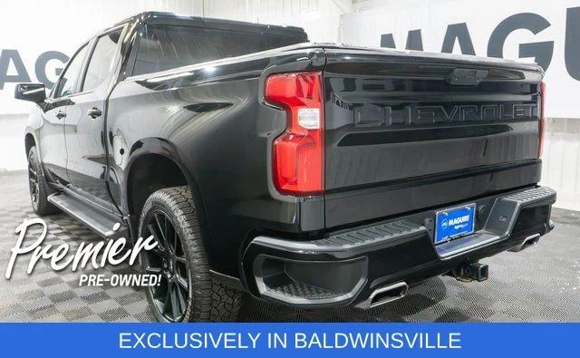 Used 2022 Black Chevrolet RST image 7