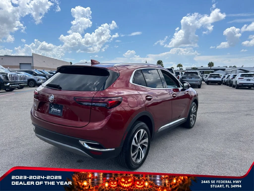 Used 2022 CINNABAR METALLIC Buick Essence image 5