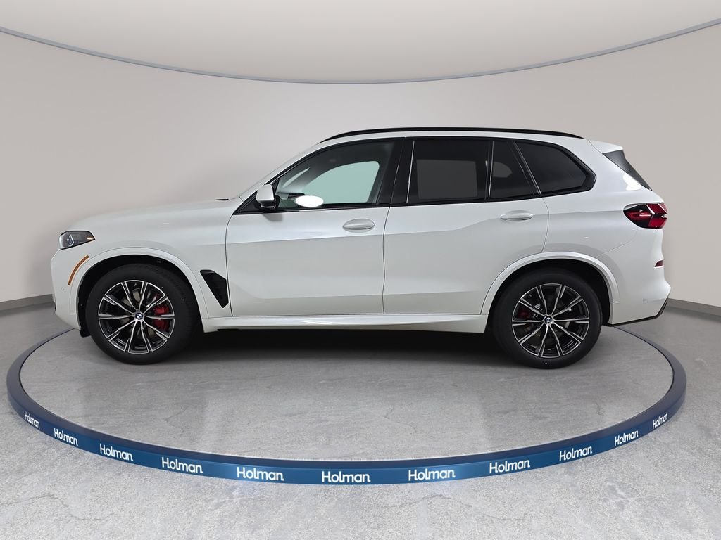 New 2026 Mineral White Metallic BMW xDrive40i image 8