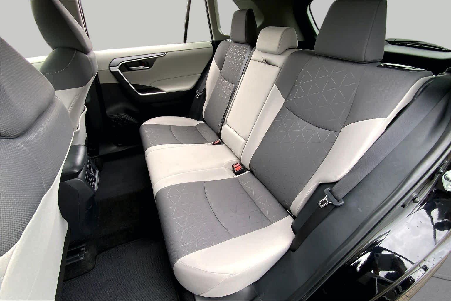 Used 2025 Midnight Black Metallic Toyota XLE image 20