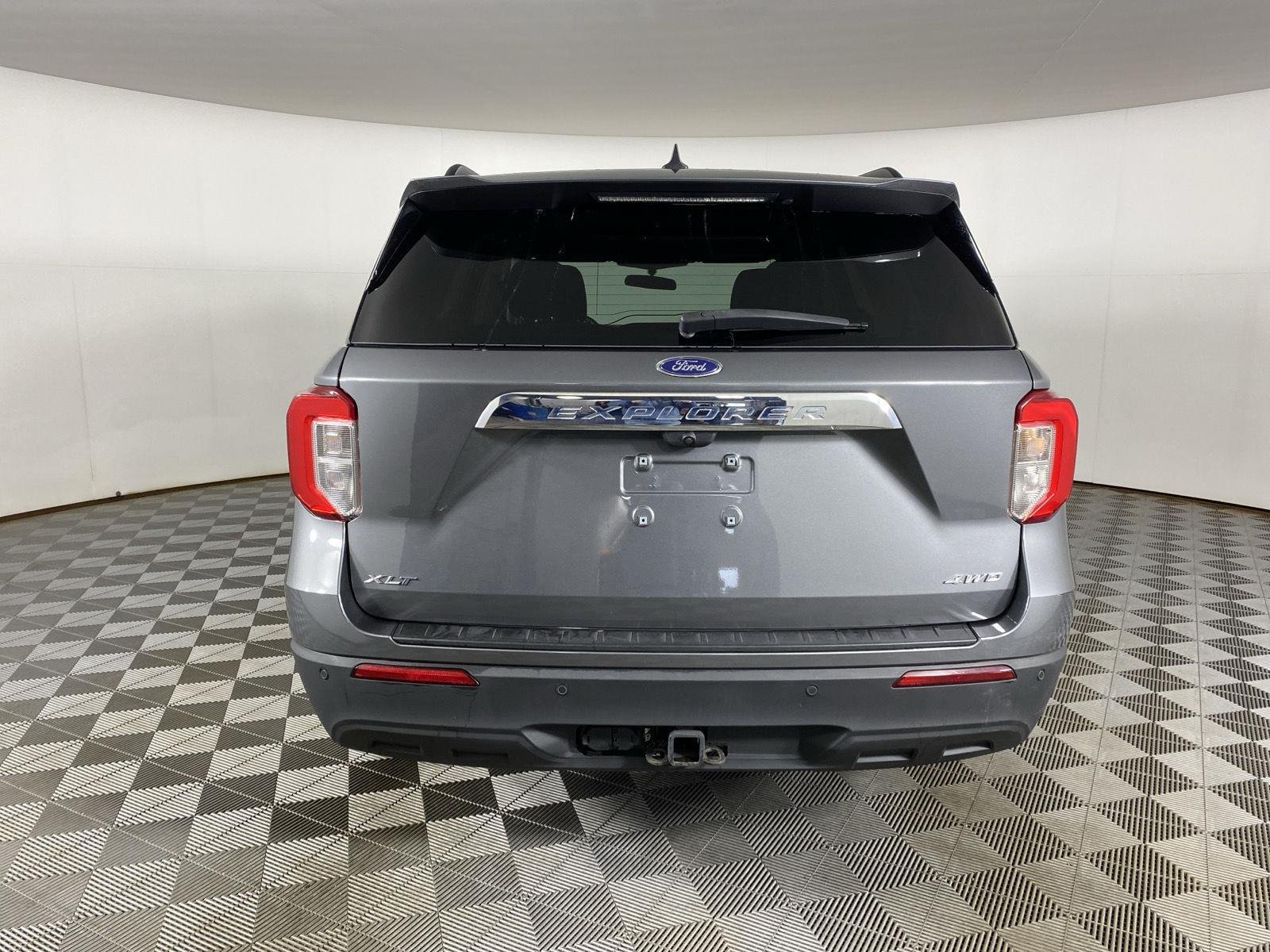 Used 2023 Carbonized Gray Ford XLT image 9