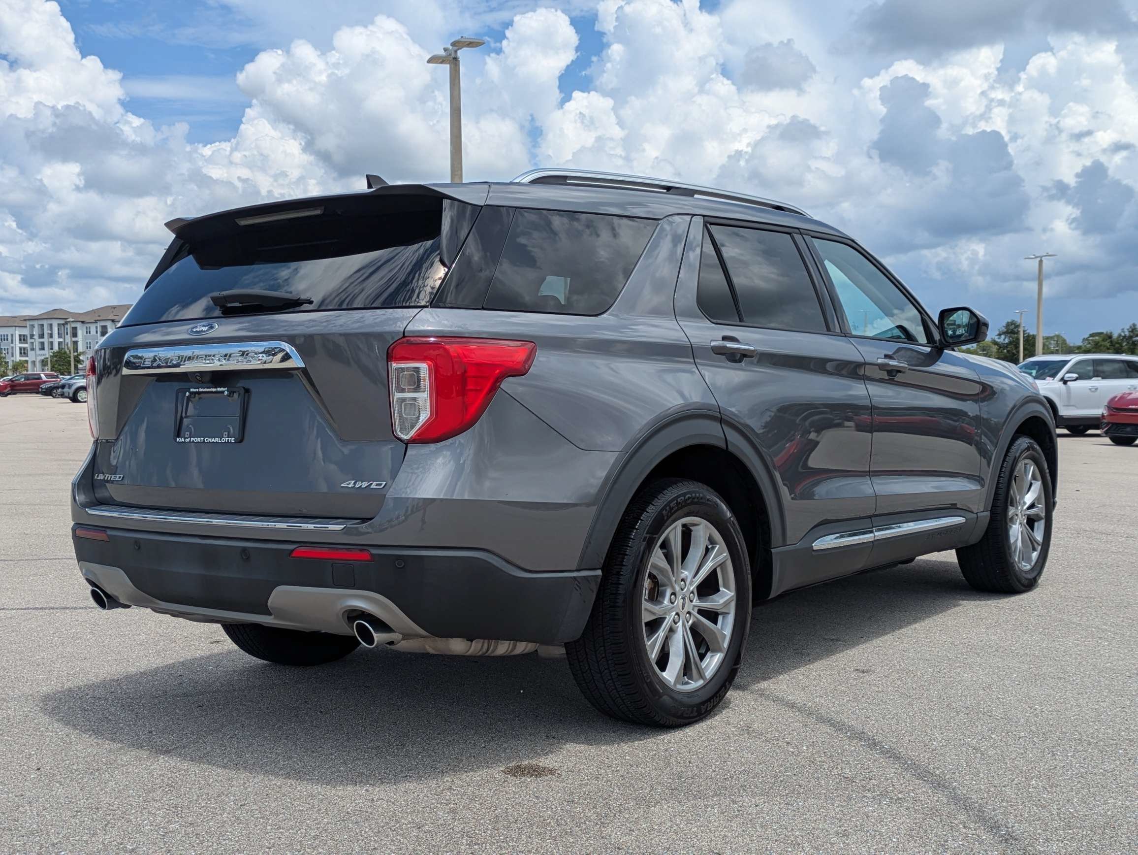 Used 2022 Carbonized Gray Metallic Ford Limited image 5