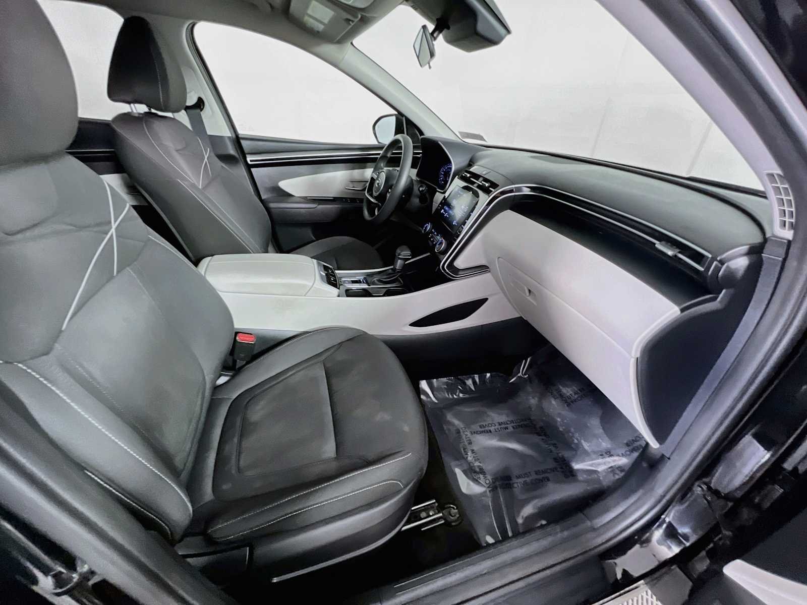 Used 2022 Phantom Black Hyundai SEL image 28