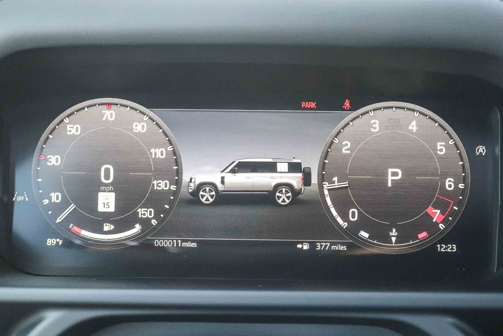 New 2026 Santorini Black Land Rover X-Dynamic SE image 24