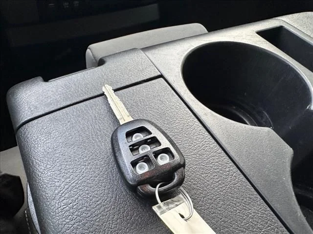 Used 2020 Gray Toyota SR5 image 32