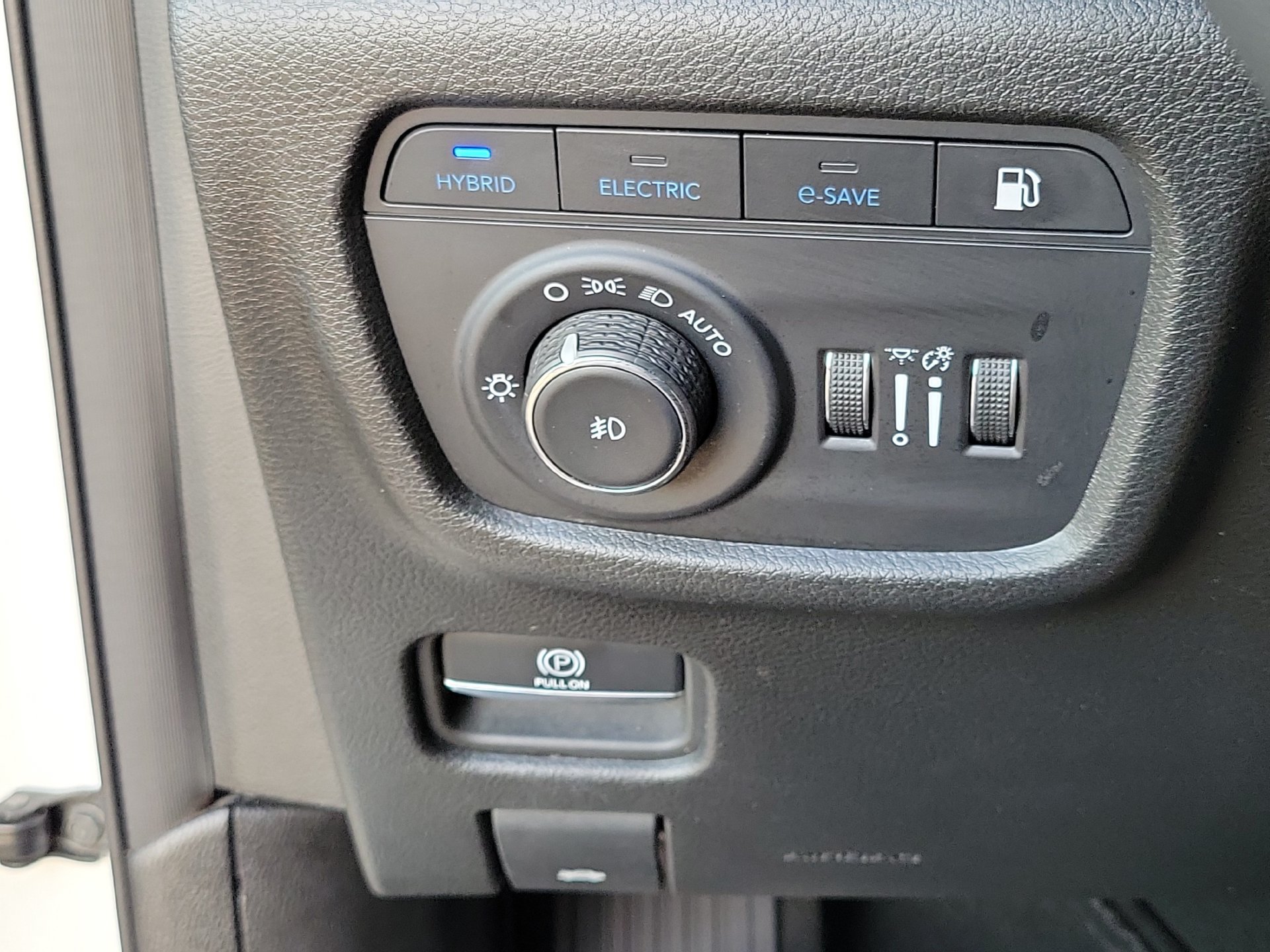 Certified Used 2024 White Jeep 4xe image 11