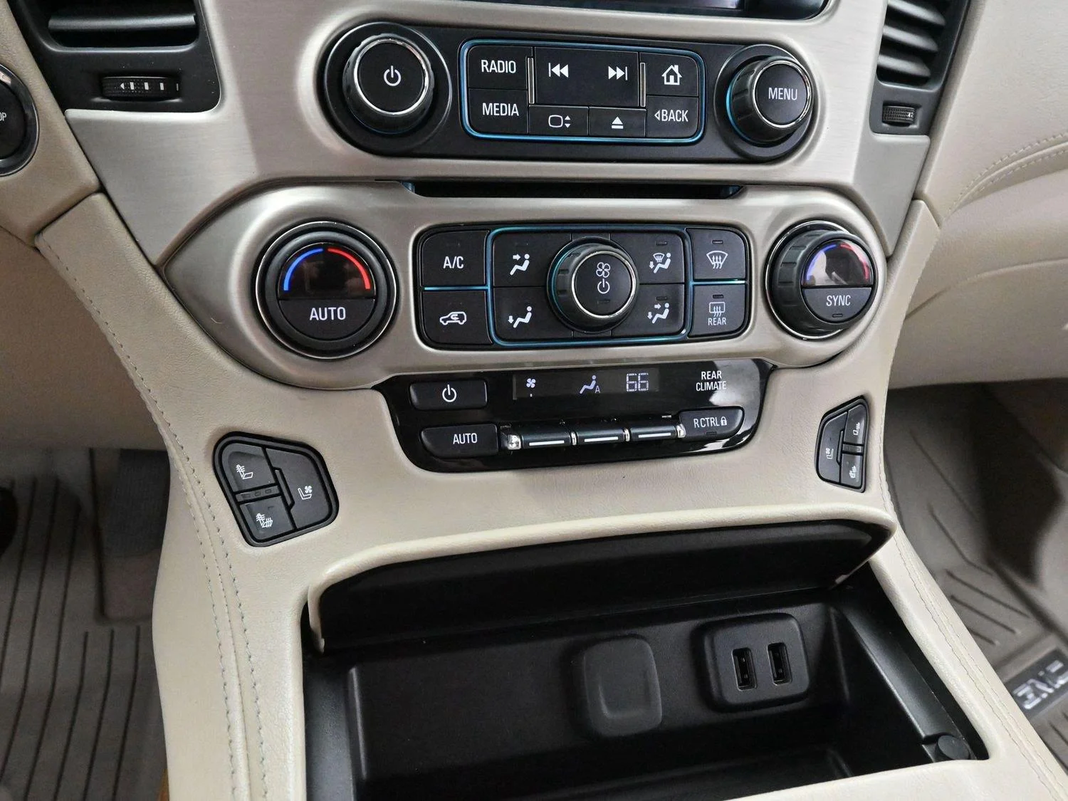 Used 2020 Carbon Black Metallic GMC Denali image 29