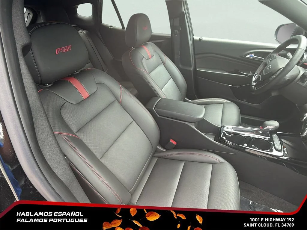 Used 2025 Mosaic Black Metallic Chevrolet 2RS image 31