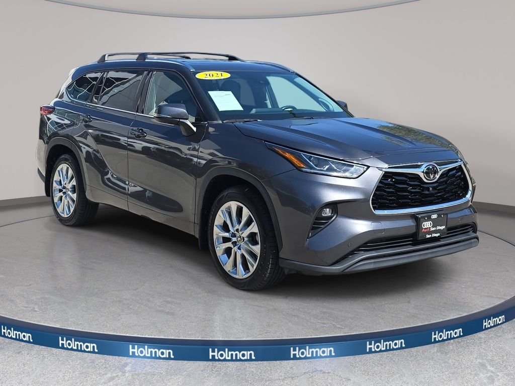 Used 2021 Gray Toyota Limited image 4
