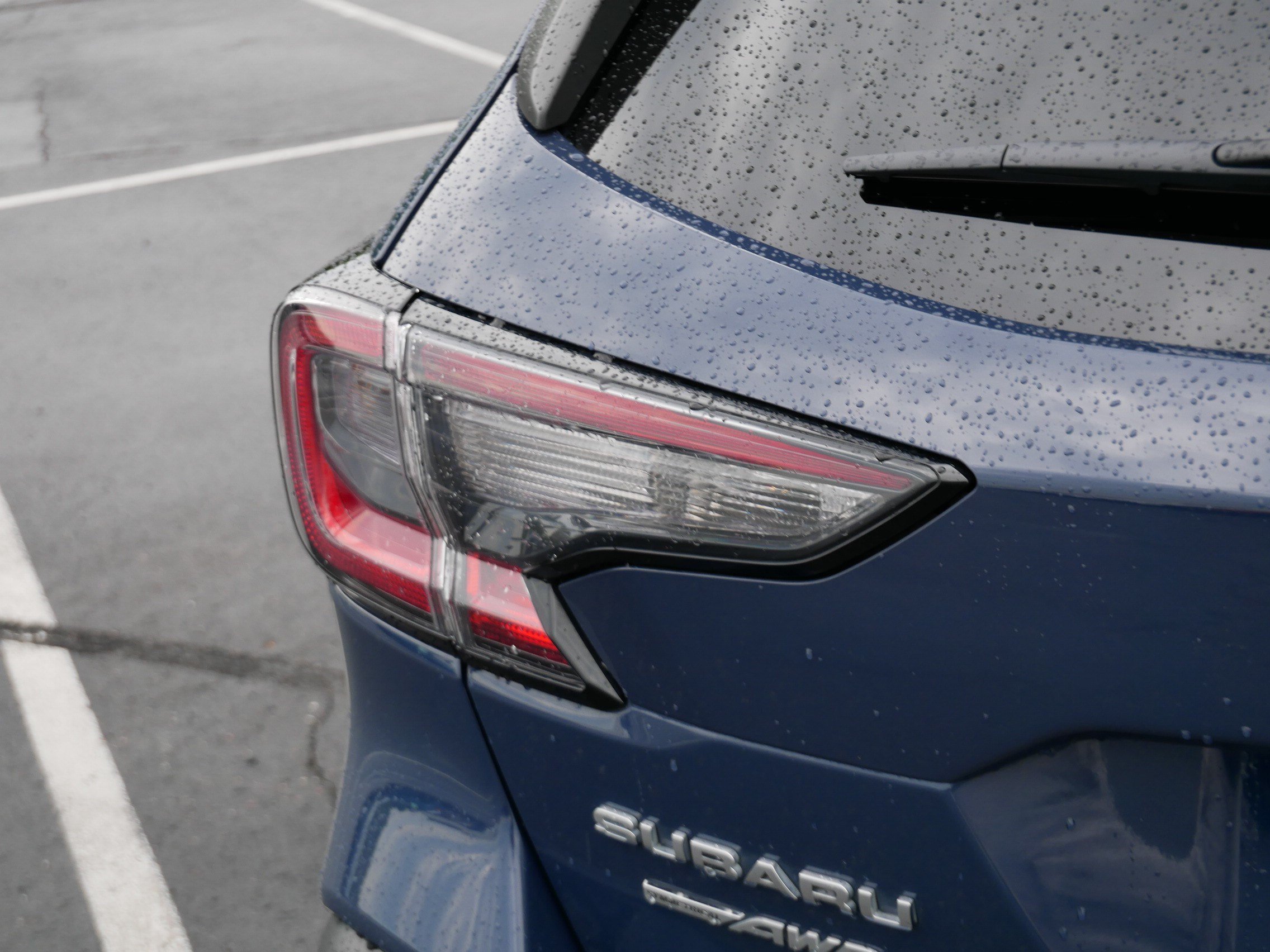 Used 2023 Cosmic Blue Pearl Subaru Limited image 17
