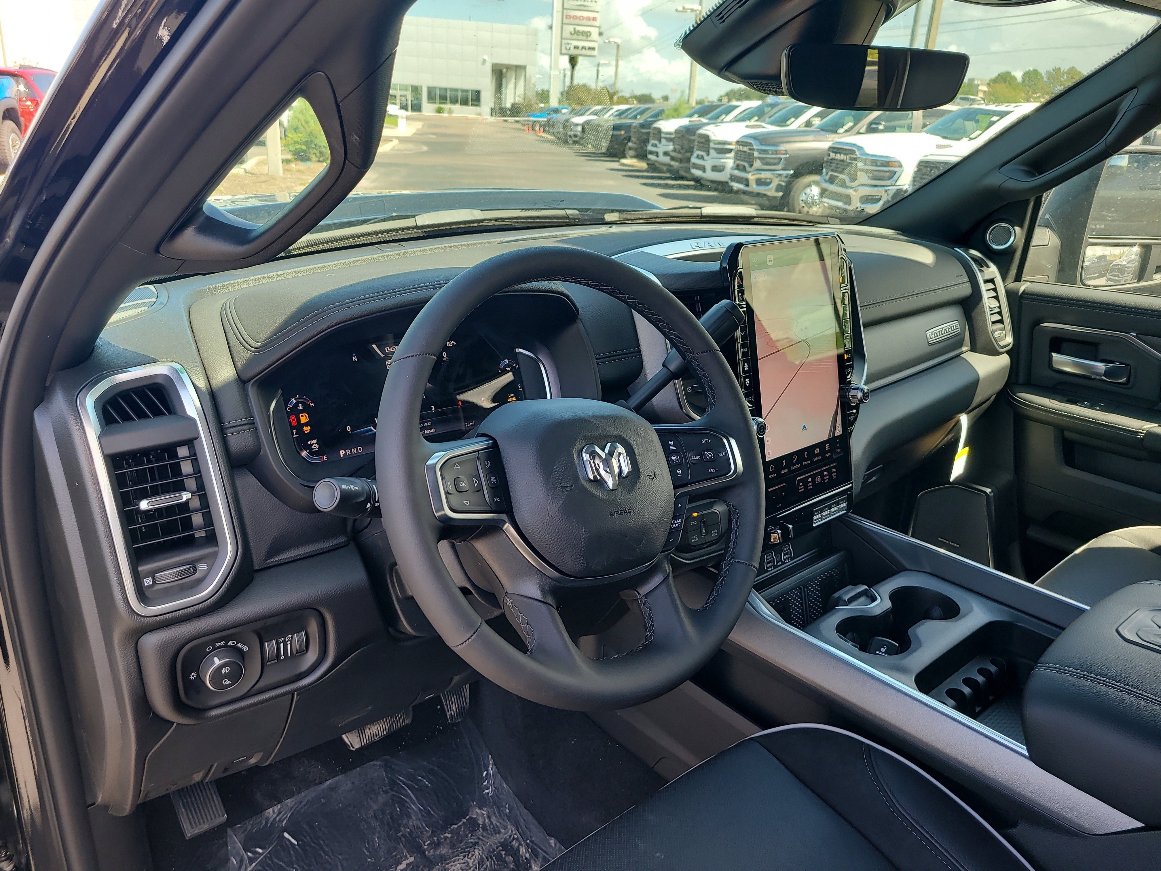 2026 RAM 2500 Laramie - Photo 14