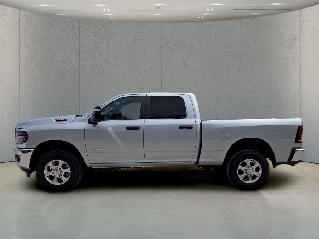 New 2026 Silver-Zynith Exterior Paint RAM Big Horn image 9