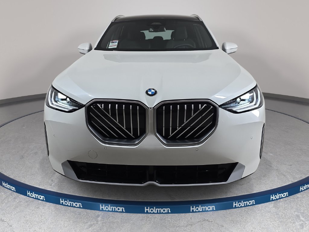 New 2026 Mineral White Metallic BMW 30 xDrive image 2