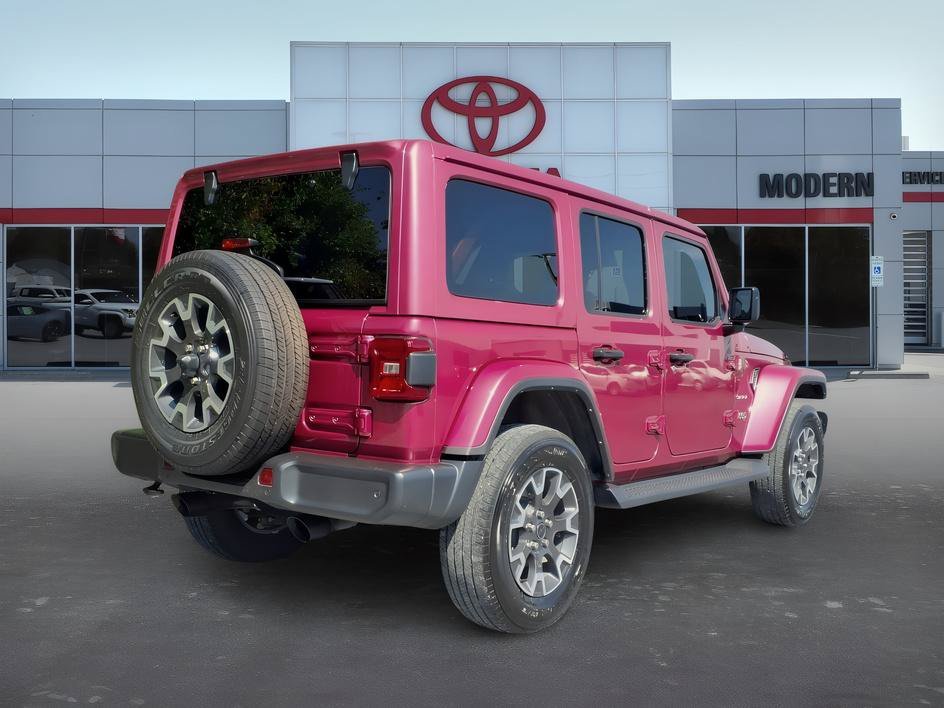 Used 2024 Limited Edition Tuscadero Pearlcoat Jeep Sahara image 5