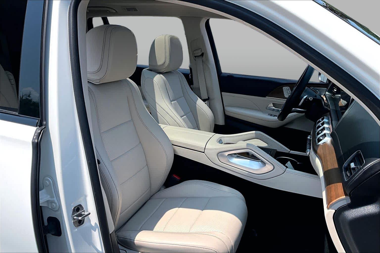 Certified Used 2023 Polar White Mercedes-Benz GLS 450 image 9