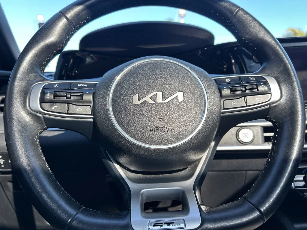Certified Used 2024 Glacial White Pearl Kia GT-Line image 25