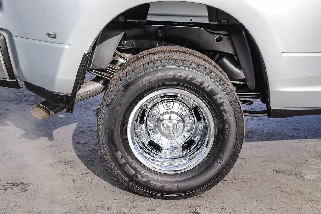 New 2026 Silver Ram Tradesman image 12