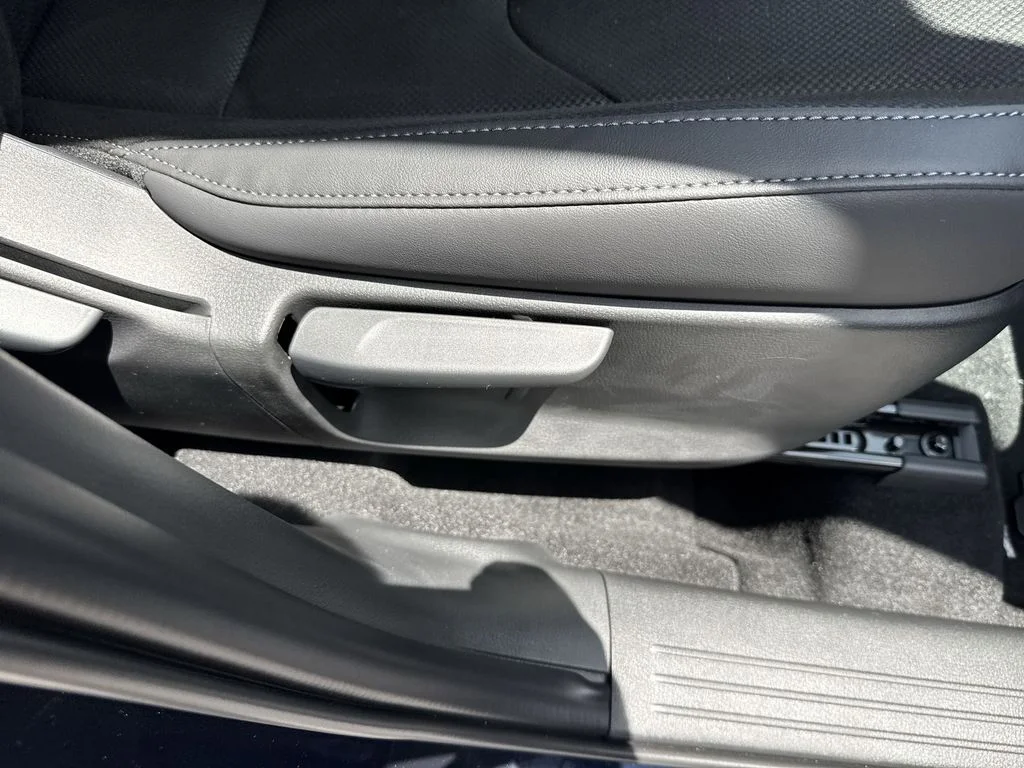 New 2026 Navy Blue Mica Mazda 2.5 S Select AWD image 45