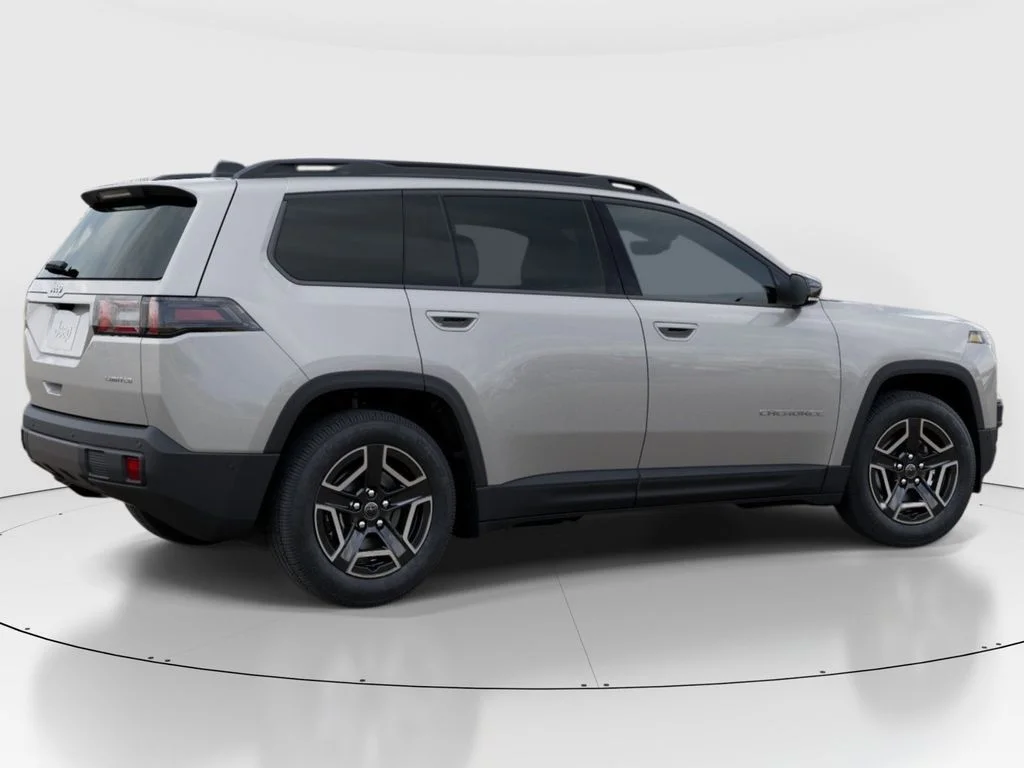New 2026 Silver Zynith Clear-Coat Exterior Paint Jeep Limited image 4