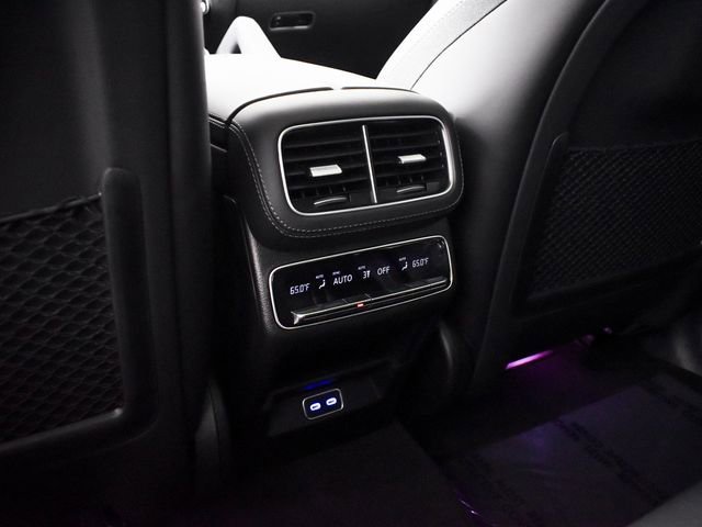 New 2026 MANUFAKTUR Silicon Grey Mercedes-Benz GLS 63 AMG® image 104