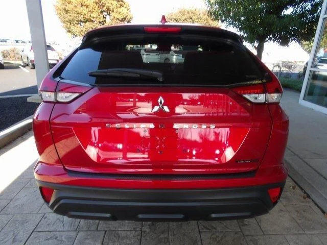 2026 Mitsubishi Eclipse Cross LE - Photo 6