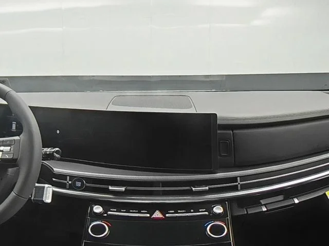 New 2026 Silver Hyundai SE image 34