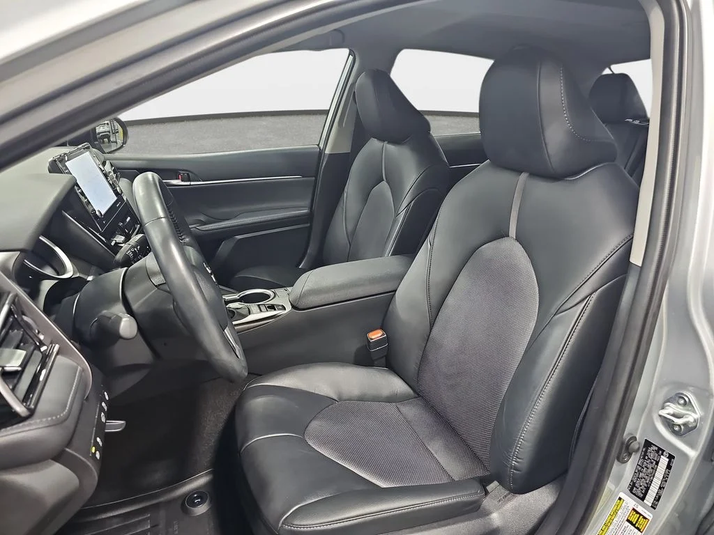 Used 2023 Silver Toyota XLE image 17