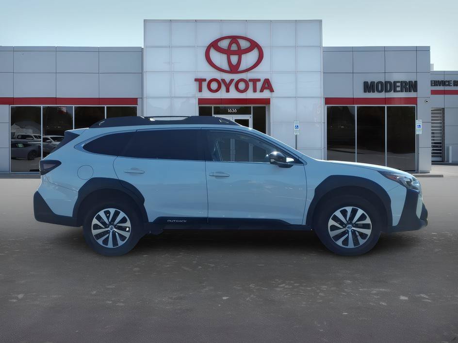 Used 2025 Crystal White Pearl Subaru Premium image 6