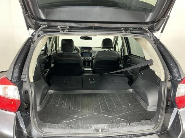 Used 2016 Gray Subaru 2.0i Limited image 28