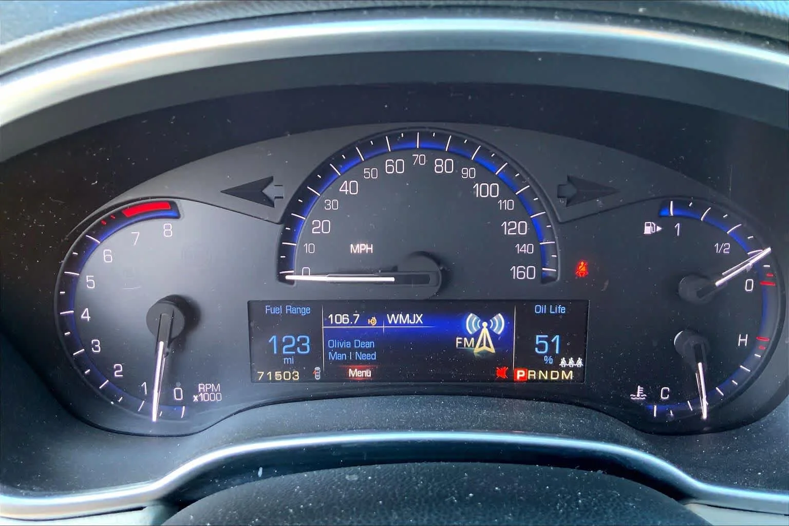 Used 2015 Platinum Ice Tricoat Cadillac Performance Collection image 26