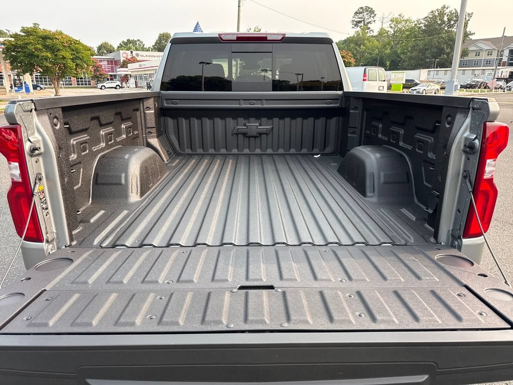 New 2026 Sterling Gray Metallic Chevrolet RST image 24