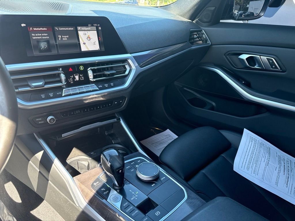 Used 2020 Black BMW 330i image 26