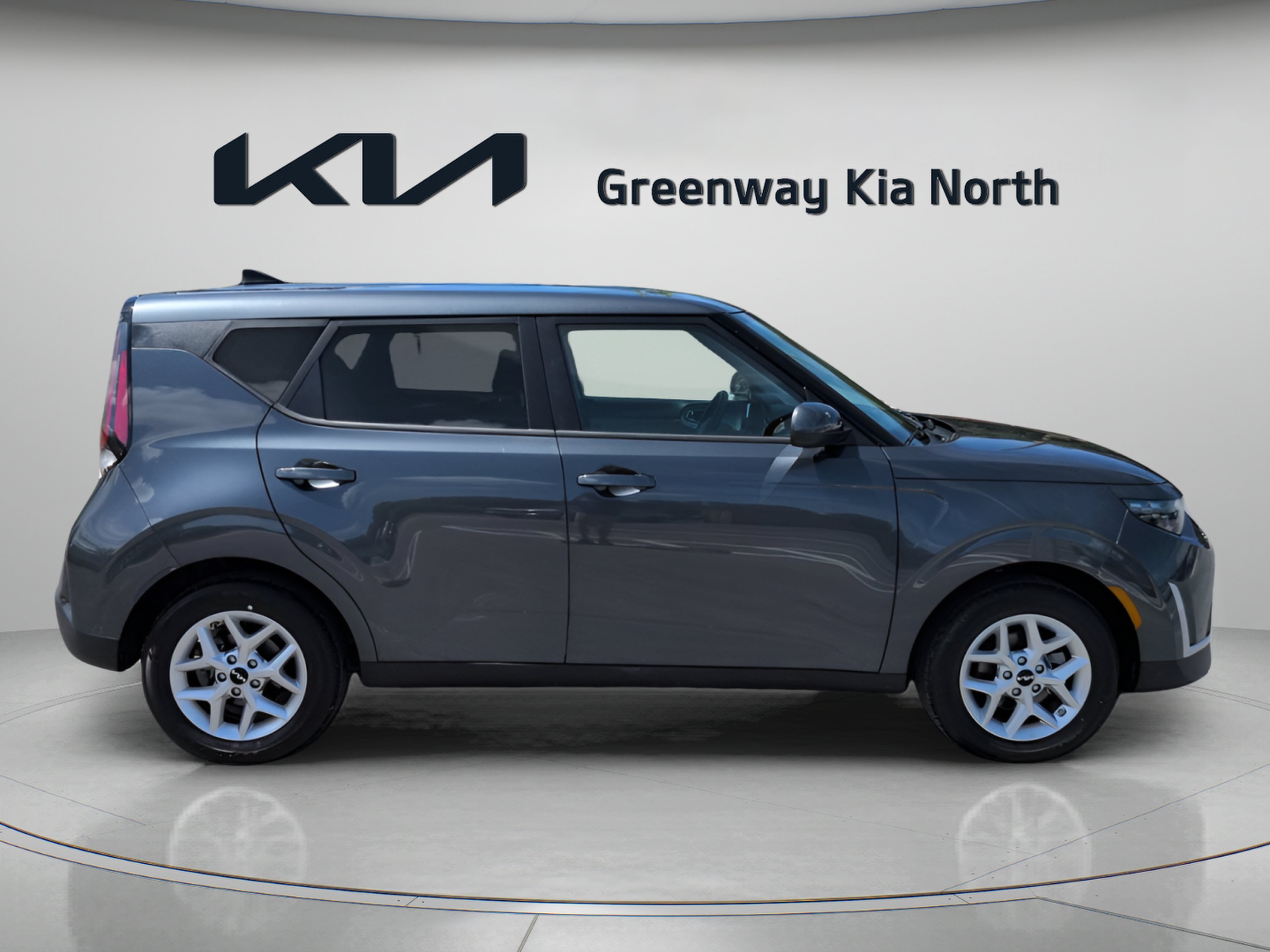 Used 2025 Gray Kia LX image 9