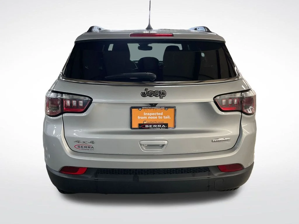 Certified Used 2024 Silver Jeep Latitude image 4