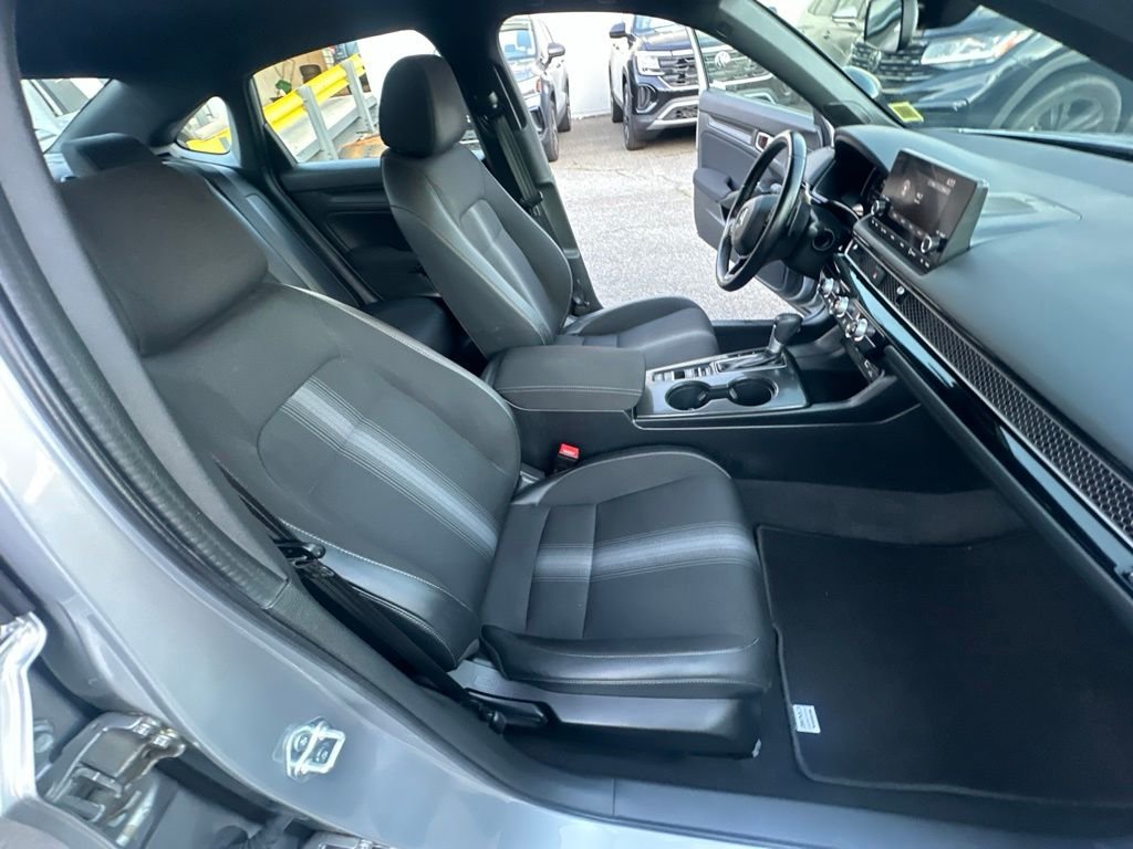 Used 2024  Honda Sport image 31