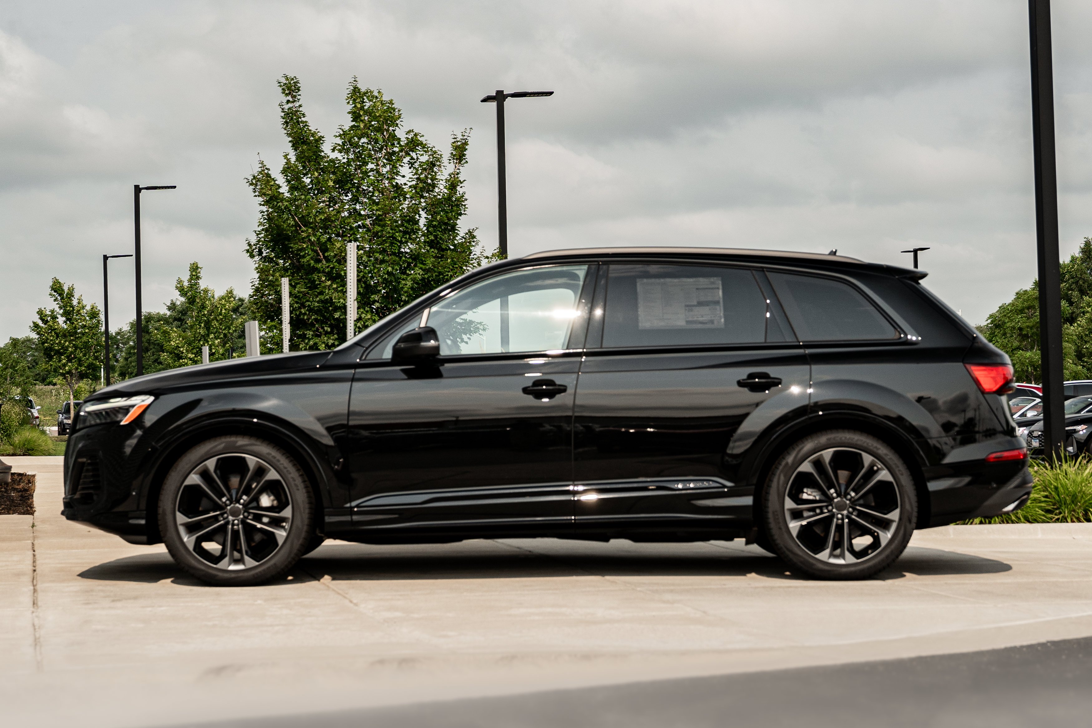 2026 Audi Q7 Premium Plus - Photo 6