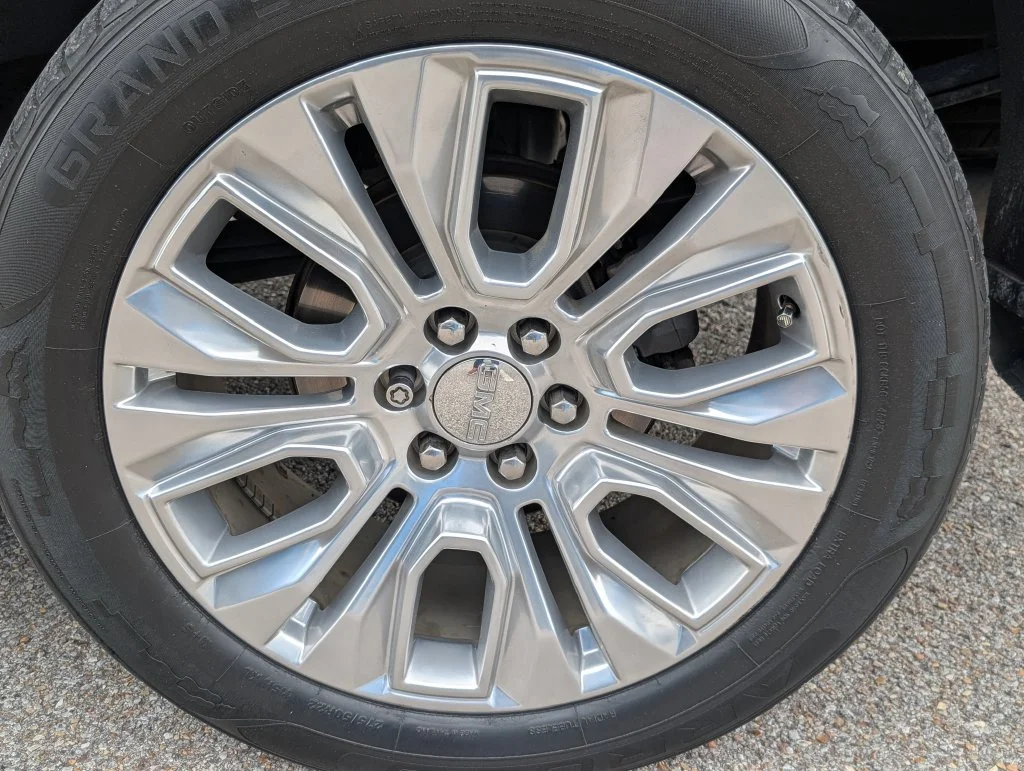 Used 2020 Gray GMC Denali image 10