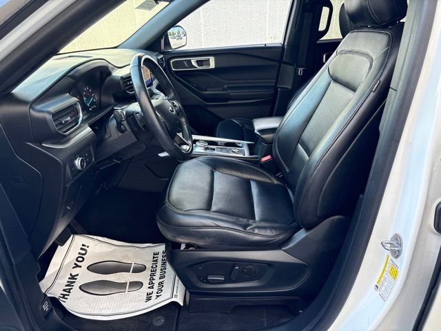 Used 2020 White Metallic Ford XLT image 11