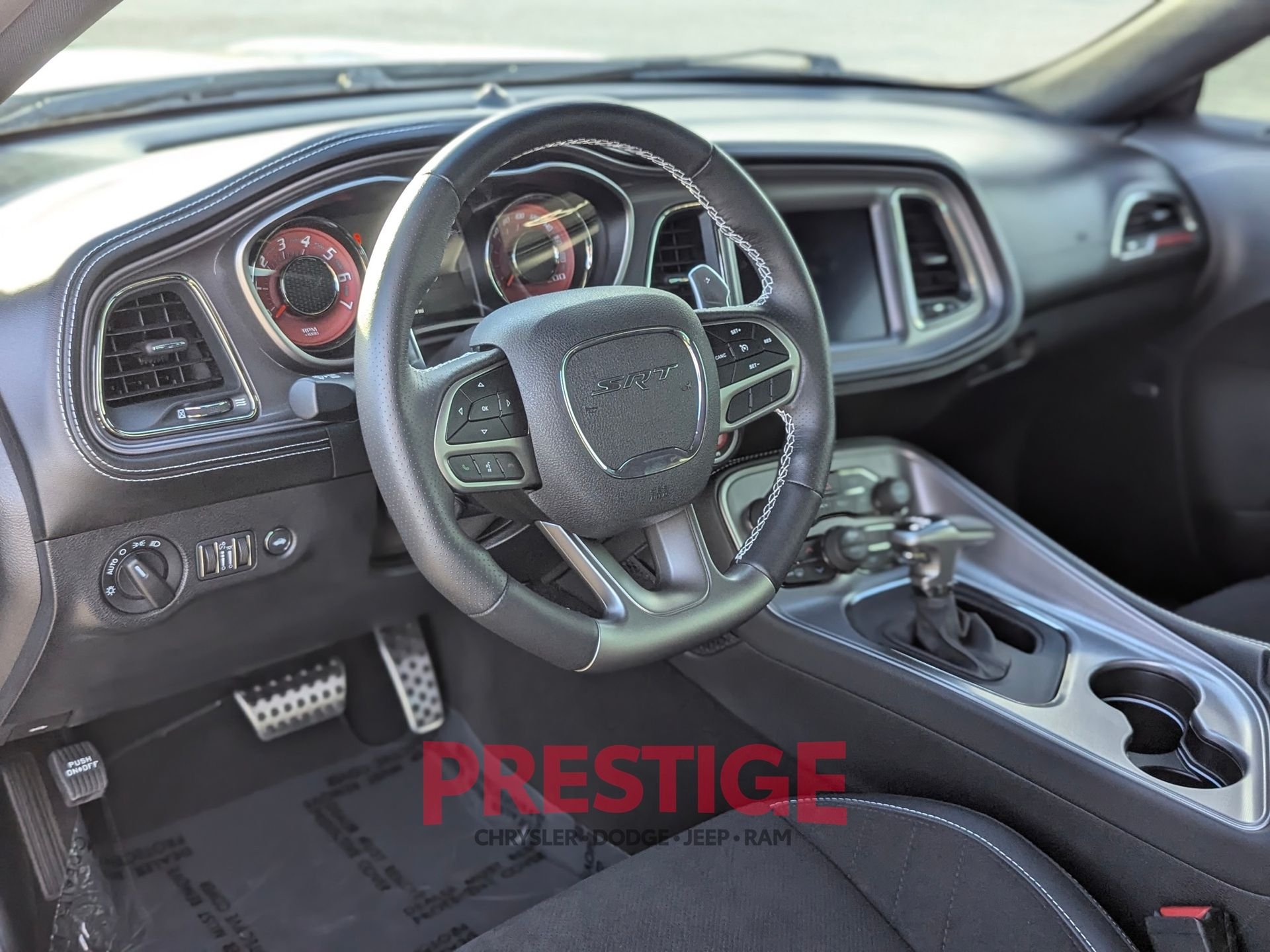 2023 Dodge Challenger SRT - Photo 14