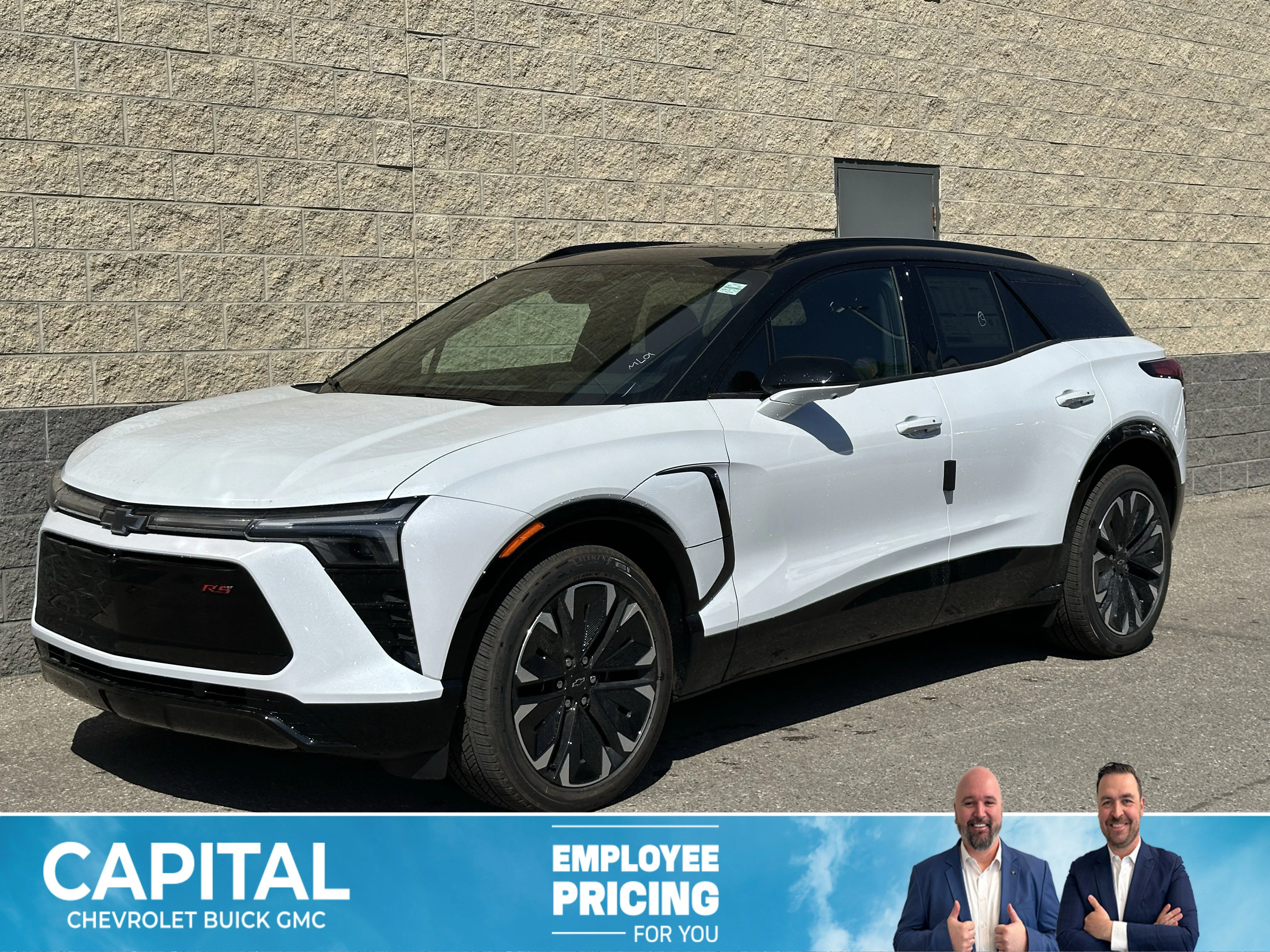 New 2026 Polar White Tricoat Chevrolet AWD RS image 1