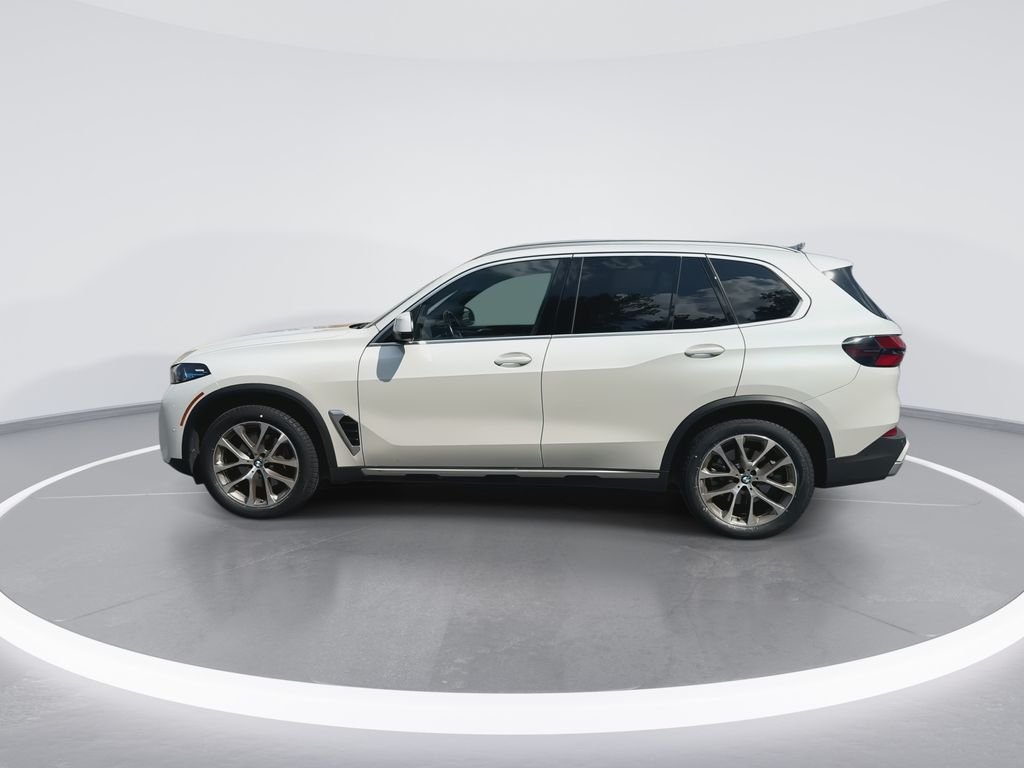 Certified Used 2024 White Metallic BMW xDrive40i image 5