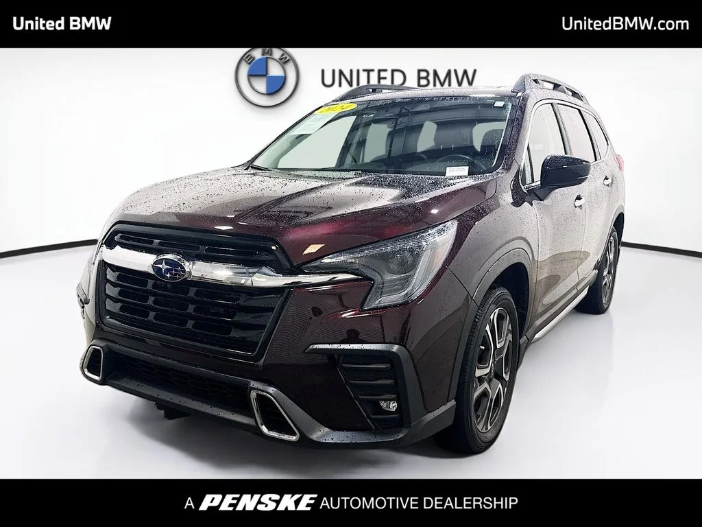 2024 Subaru Ascent Touring's photo
