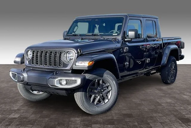 2026 Jeep Gladiator Sport S Auto's photo