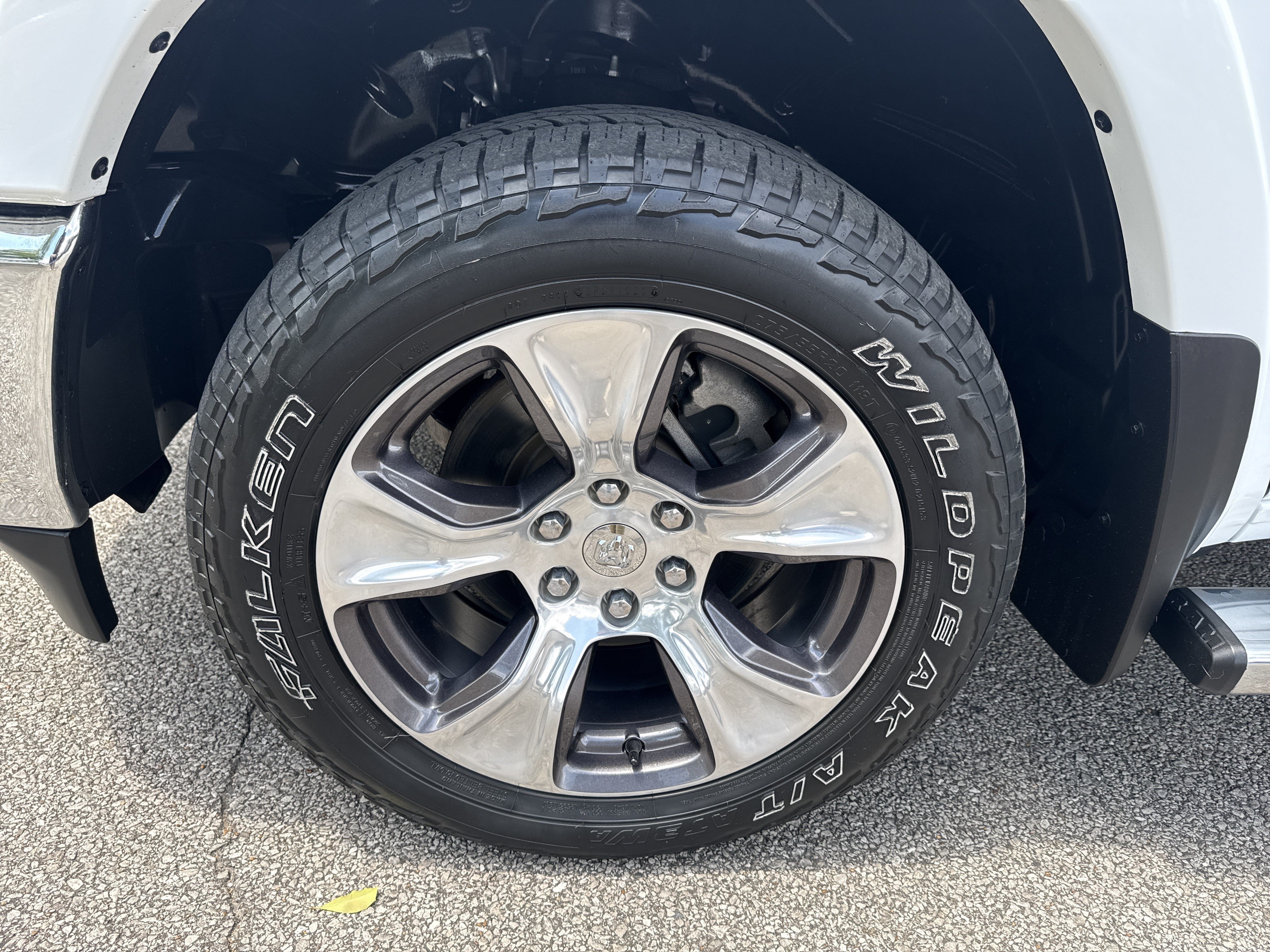 Used 2021 Bright White Clearcoat Ram Laramie image 12