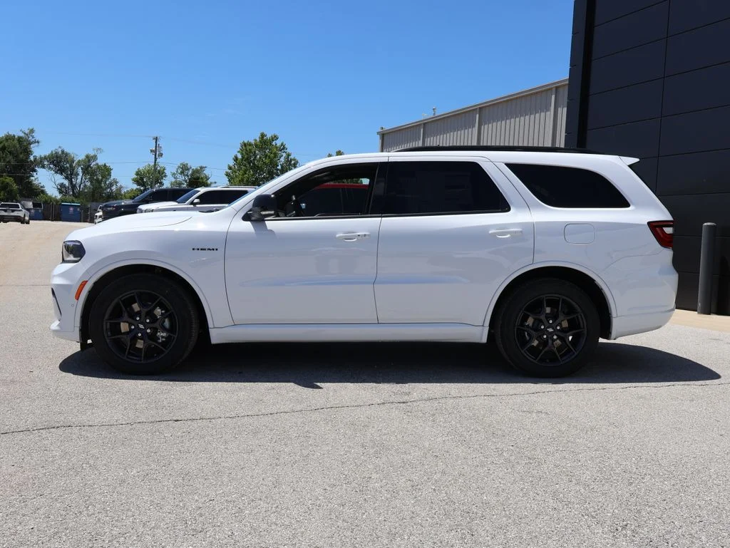New 2026 White Knuckle Clear-Coat Exterior Paint Dodge GT Plus HEMI V8 image 2