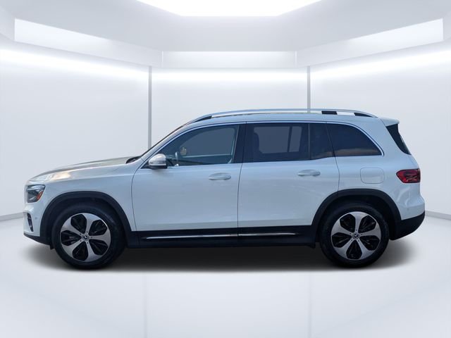Used 2025 White Mercedes-Benz GLB 250 image 6