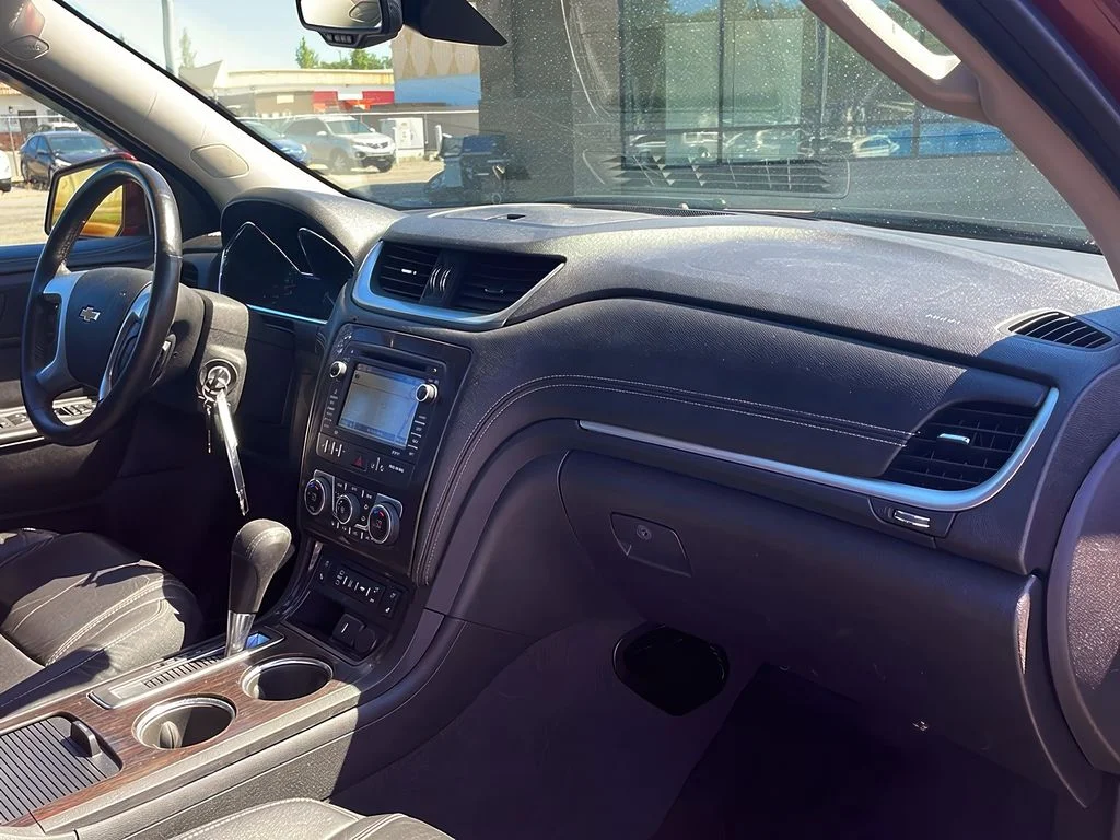 Used 2015 Siren Red Tintcoat Chevrolet LTZ image 22
