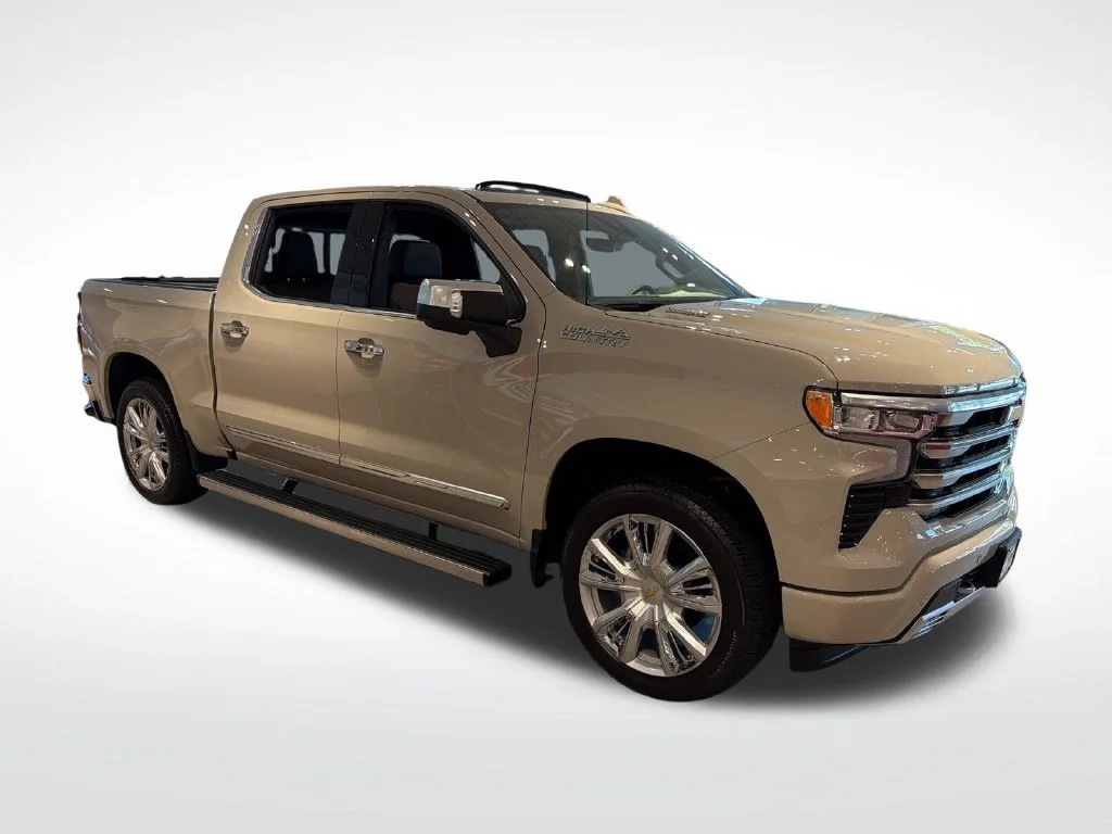 New 2026 White Sands Chevrolet High Country image 7