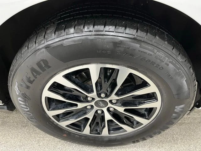 Used 2025 White Ford Platinum image 16