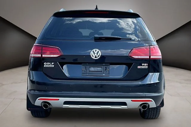 Used 2018 Black Volkswagen TSI SEL image 5